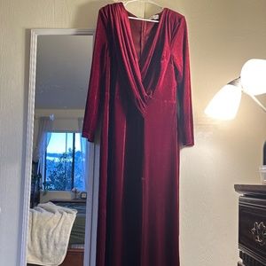 Plus size surplice neck wrap velvet dress
